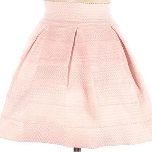 Honey Punch Skater Flared mini skirt in light pink. NWT never worn.